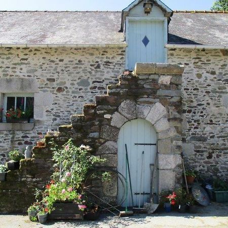 Noyal-Pontivy Le Petit Chateau מראה חיצוני תמונה