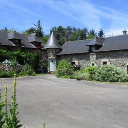 Noyal-Pontivy Le Petit Chateau מראה חיצוני תמונה
